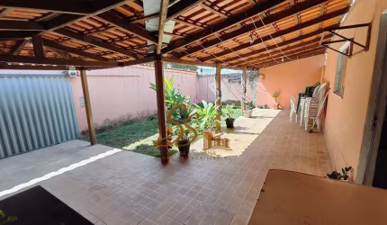 Excelente casa no bairro Central , Mateus Leme