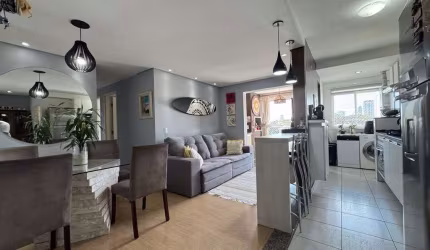 Apartamento com 3 quartos à venda na Rua Professor João Falarz, 555, Orleans, Curitiba por R$ 670.000