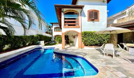 Casa pé na areia para locação Anual e temporada com flexibilidade na negociação em Riviera de São Lourenço!