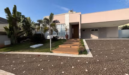 Casa com 5 Suítes em Condomínio de Alto Padrão à Venda - Condomínio Villagio, Chácara Letônia, Amer