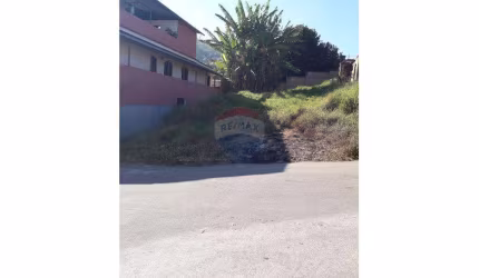 TERRENO Á VENDA NO BAIRRO LIMA DIAS II !