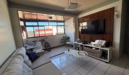 Apartamento de 3 quartos no Jardim Oceania