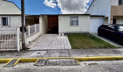 CASA TÉRREA NO RES. PINHEIROS