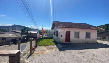 Terreno à venda na Rua Antônio Joaquim de Freitas, 205, Itacorubi, Florianópolis, 360 m2 por R$ 890.000