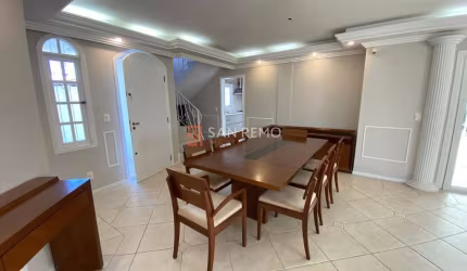 Casa com 3 quartos à venda na Avenida Ângelo Crema, 444, Córrego Grande, Florianópolis, 350 m2 por R$ 2.700.000