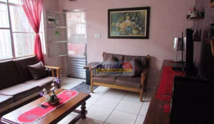 Sobrado com 3 dormitórios à venda, 263 m² por R$ 600.000,00 - Centro - São Vicente/SP