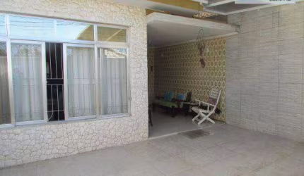 Sobrado com 3 dormitórios à venda, 146 m² por R$ 590.000,00 - Vila Cascatinha - São Vicente/SP