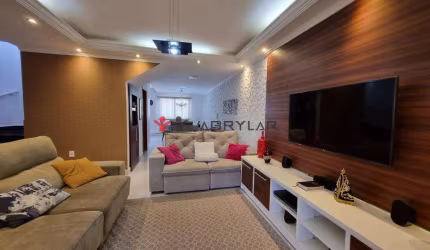 Sobrado à venda em Jundiaí, Parque Residencial Jundiaí, com 3 quartos, com 194 m²