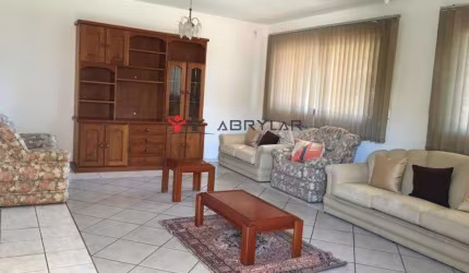 Sobrado à venda em Jundiaí, Vila Santana II, com 3 quartos, com 391 m²