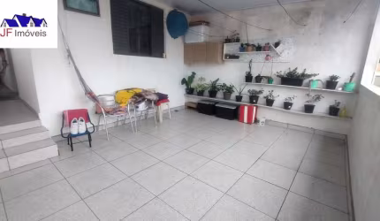 Casa com 2 quartos à venda na Estrada Jerusalém, Chácaras Caxingui, Embu das Artes, 125 m2 por R$ 400.000