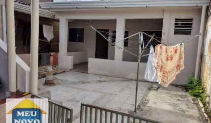 Casa com 1 dormitório para alugar por R$ 1.000,00/mês - Fazendinha - Curitiba/PR