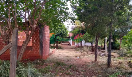 Terreno com 1.000 mts