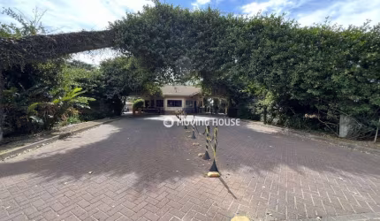 Terreno à venda Condomínio Clube de Campo Valinhos - Valinhos/SP