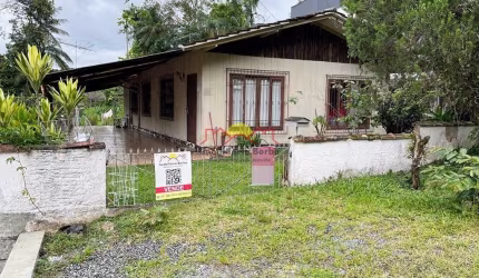 12232 - Casa com 03 Quartos e Amplo Terreno (495 m² ) no bairro  São Marcos