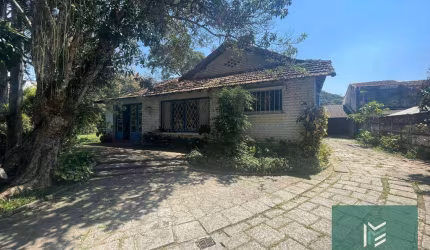 Casa com 4 dormitórios, 300 m² - venda por R$ 3.000.000,00 ou aluguel por R$ 23.000,00/mês - Várzea - Teresópolis/RJ