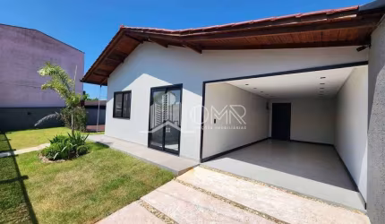 CASA 3 QUARTOS E PISCINA NO ICARAÍ EM-BARRA VELHA/SC