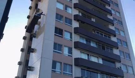 Amplo apartamento com 4 quartos no bairro São José - Condomínio Villa Cristina