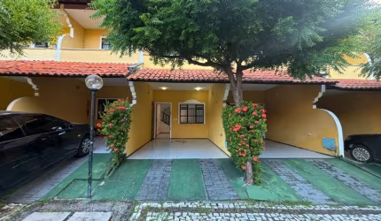 Casa em condomínio 81m² - 2 quartos 2 vagas Barra do Ceará / Conjunto Polar