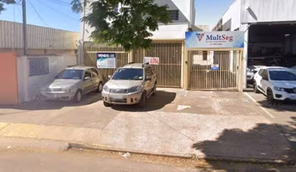 Galpão/Depósito/Armazém para venda tem 318 metros quadrados com 5 quartos