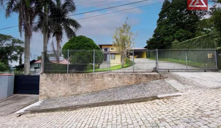 Casa com 3 dormitórios, sendo 1 suíte à venda, 440 m² por R$ 1.250.000 - Ponta Aguda - Blumenau/SC