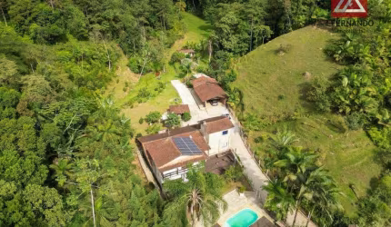 Sítio com 6 dormitórios, sendo 1 suíte à venda, 210000 m² por R$ 1.900.000 - Lageado Alto - Guabiruba/SC