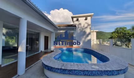 Casa à venda, 4 quartos, 2 suítes, 4 vagas, São Francisco - Niterói/RJ