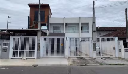 Casa à venda no bairro Comasa - Joinville/SC