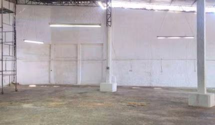 Jaguaré – Vende - Galpão com + ou – 900m² de construção