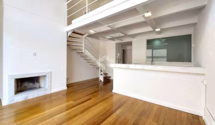 ESTILO E PURO REQUINTE EM STUDIO DUPLEX EM UM  CLÁSSICO DO MOINHOS