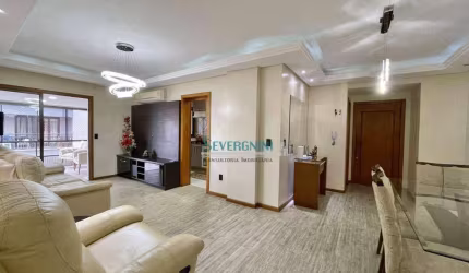 Apartamento com 3 dormitórios à venda, 120 m² por R$ 650.000,00 - Centro - Cachoeirinha/RS