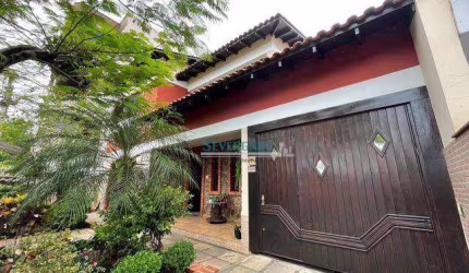 Sobrado com 4 dormitórios à venda, 360 m² por R$ 900.000,00 - Vila Imbui - Cachoeirinha/RS