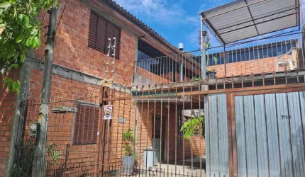 Sobrado com 3 dormitórios à venda, 386 m² por R$ 500.000,00 - Parque da Matriz - Cachoeirinha/RS