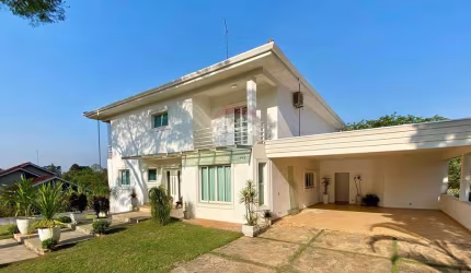 Oportunidade Única: Casa de Luxo em Condomínio de Chácara