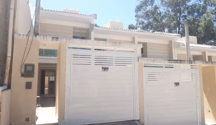 Linda Casa Duplex Bairro Glória Macaé-RJ
