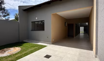 Casa 3 quartos sendo 1 suíte em aparecida de Goiânia