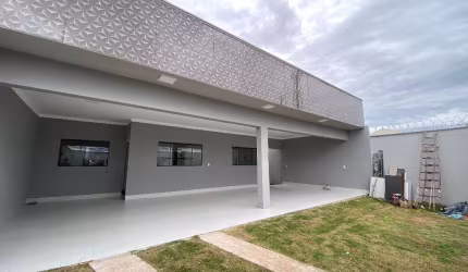 Casa 3 quartos no cidade satélite São Luiz.