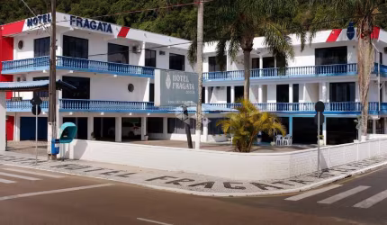Hotel à Venda Enseada, São Francisco do sul de frente pro para o Mar.