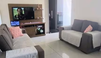Casa para Venda em Governador Valadares, Vila Bretas, 3 dormitórios, 1 suíte, 1 banheiro, 1 vaga
