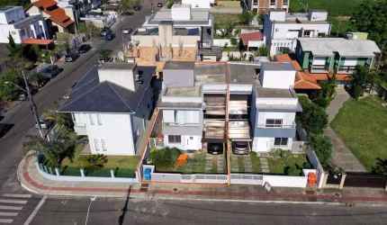 Casa para Venda em Florianópolis, São João do Rio Vermelho, 3 dormitórios, 1 suíte, 3 banheiros, 2 vagas