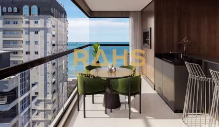 Apartamento de Alto Padrão Meia Praia