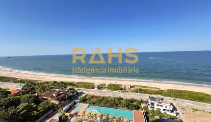 Apartamento frente mar à venda em Balneário Piçarras/SC