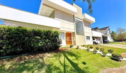 Casa com 4 dormitórios à venda no  condomínio Golden Park, 213 m² por R$ 2.400.000 - Próximo ao HU - Londrina/PR