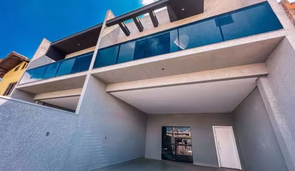 Sobrado com 3 dormitórios à venda, 180 m² por R$ 1.290.000,00 - Centro - Balneário Piçarras/SC
