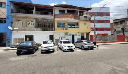Casa Térrea com 4/4 com suíte &#8211; Cabula VI