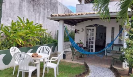 Casa triplex com 4 suítes