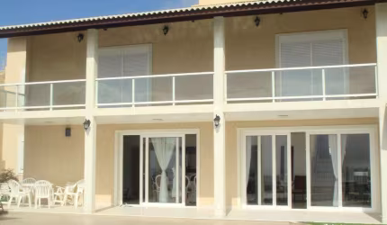 Casa Solta 6/4 e 6 suítes Patamares