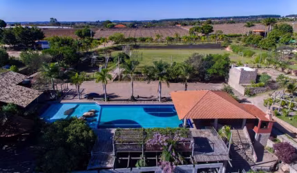 Sítio com 3 dormitórios à venda, 43000 m² por R$ 6.400.000,00 - Videiras - Indaiatuba/SP