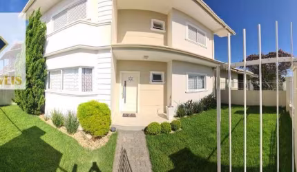 Casa com 3 dormitórios à venda, 300 m² por R$ 1.500.000,00 - Universitário - Tijucas/SC