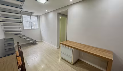 Cobertura duplex com 2 quartos à venda no bairro Santo Antônio em Joinville-SC por R$ 460.000,00.