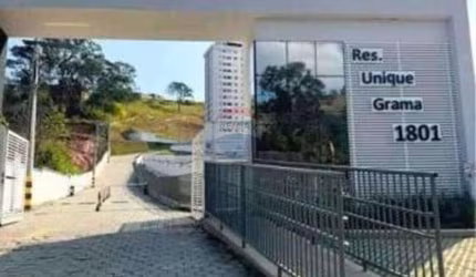 Excelente 2 quartos em Grama